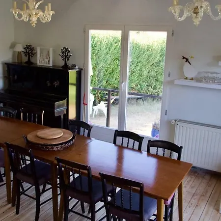 Charmant Chalet Tout Confort En Pleine Nature Avec Piscine Et Tennis ! * Ronvaux